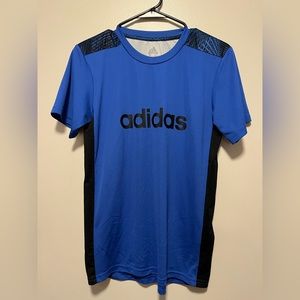 Adidas T-shirt